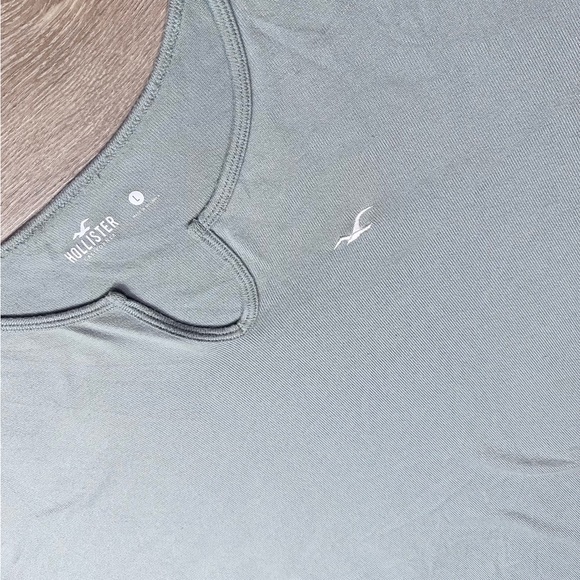 Hollister Sky Blue Boxy Long Sleeve Top - Picture 6 of 10